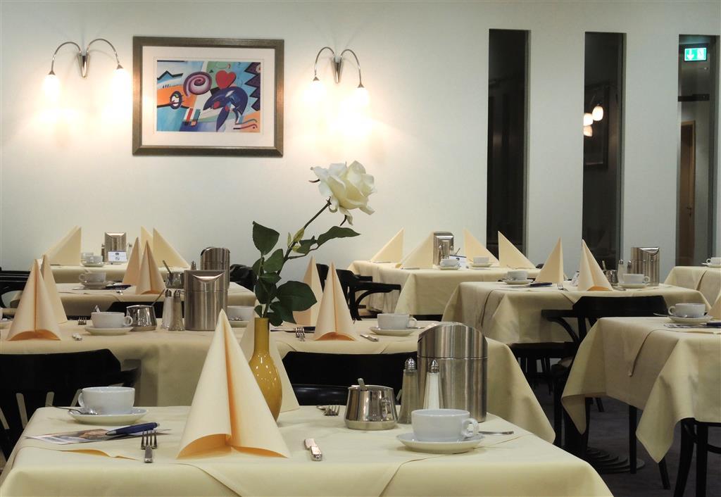 Best Western Hotel Im Forum Muelheim Mülheim an der Ruhr Restaurace fotografie